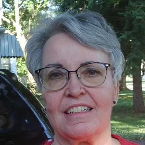 Meet your Posher, Janet